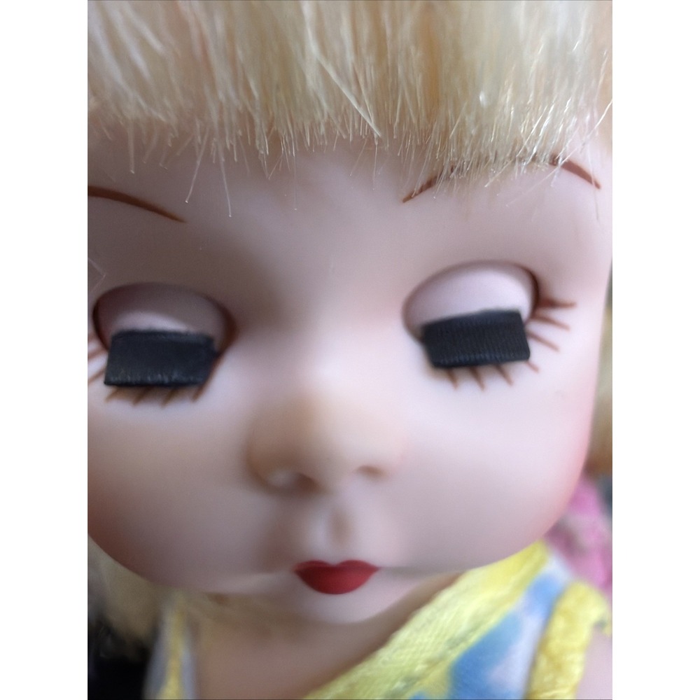 Madame Alexander Mother's Day Doll 45220 Original Tag & shoes